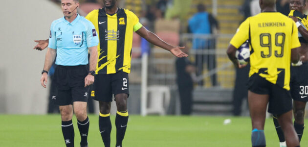 دانيلو بيريرا يبرر اشتباكه مع الأمن بعد فوز الهلال 3-2: تفاصيل الممر المثير للجدل