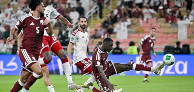 القطري المعز يسطع في خليجي 27: هدفٌ يُعيد ترتيب الأهداف الدولية