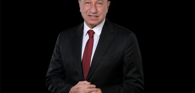 محمود الخطيب يتنازل عن القضايا المرفوعة ضد مدحت شلبي بعد اعتذار