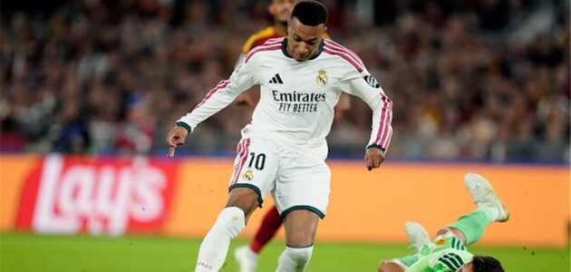 ريمونتادا تاريخية: ريال مدريد يهزم روما برباعية مثيرة في دوري أبطال أوروبا