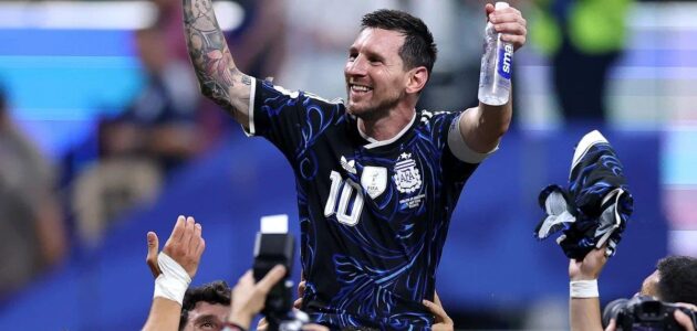 ميسي يودع الملاعب: موعد وداعه النهائي أمام بنين